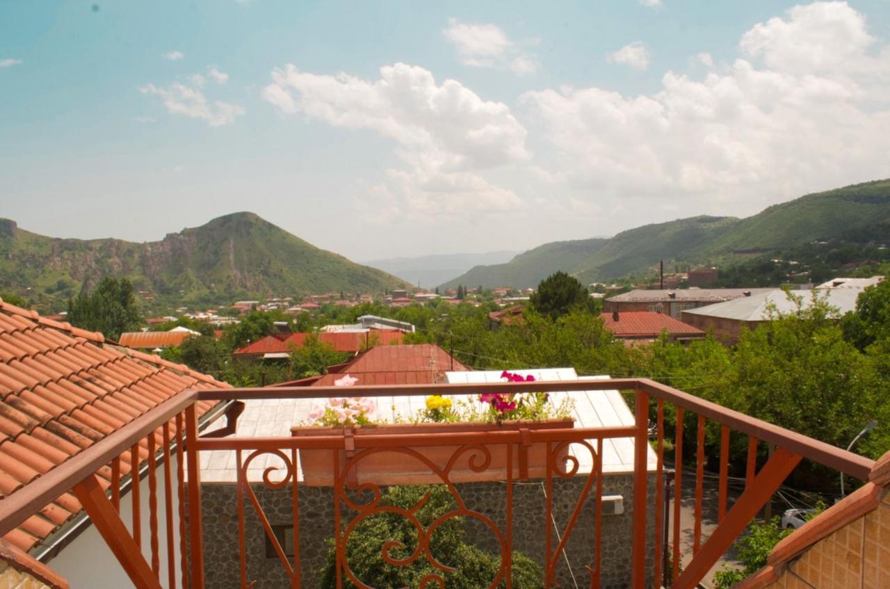 Hotel Mirhav Goris Buitenkant foto