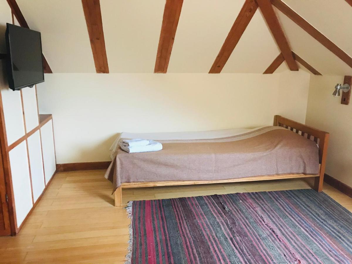 Hotel Mirhav Goris Buitenkant foto