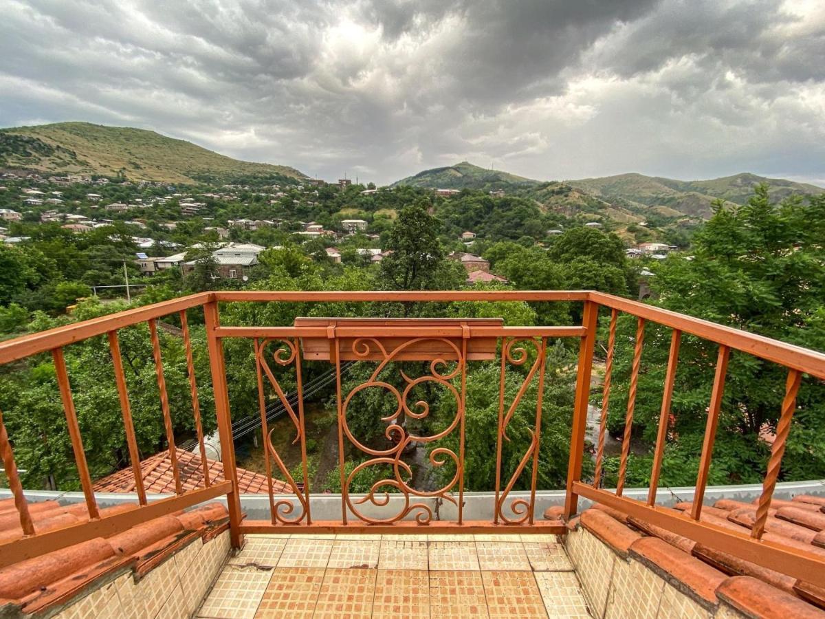 Hotel Mirhav Goris Buitenkant foto