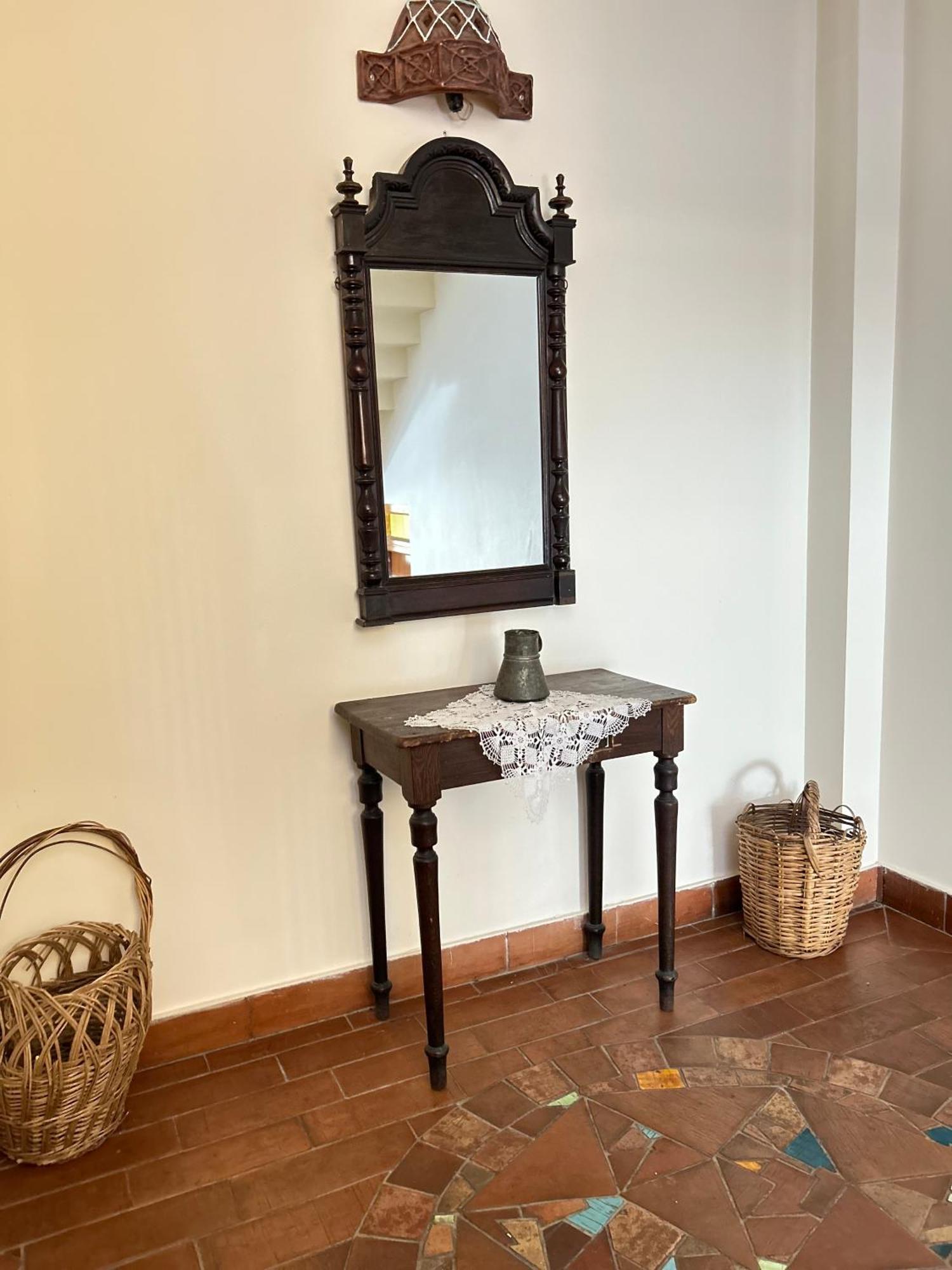 Hotel Mirhav Goris Buitenkant foto