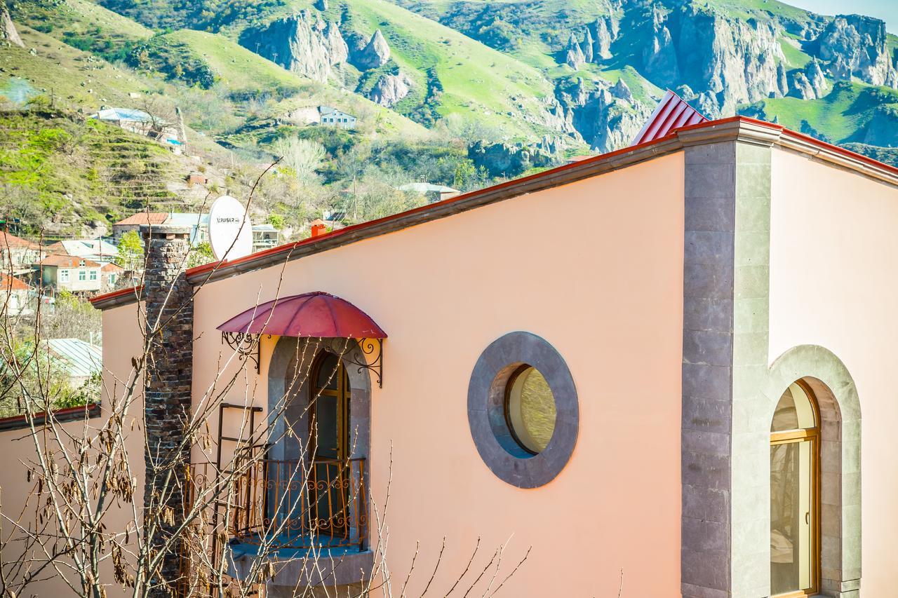 Hotel Mirhav Goris Buitenkant foto